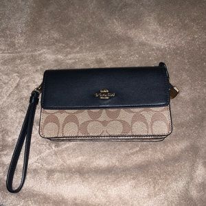 Excellent Condition Coach Wristlet